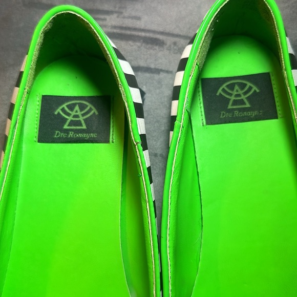 STRANGECVLT DRE RONAYNE BEETLE FLATS SZ 8 GUC - Picture 2 of 8